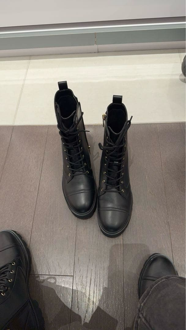 【かずももゆり】マイケルコース　レースアップブーツ 厚底