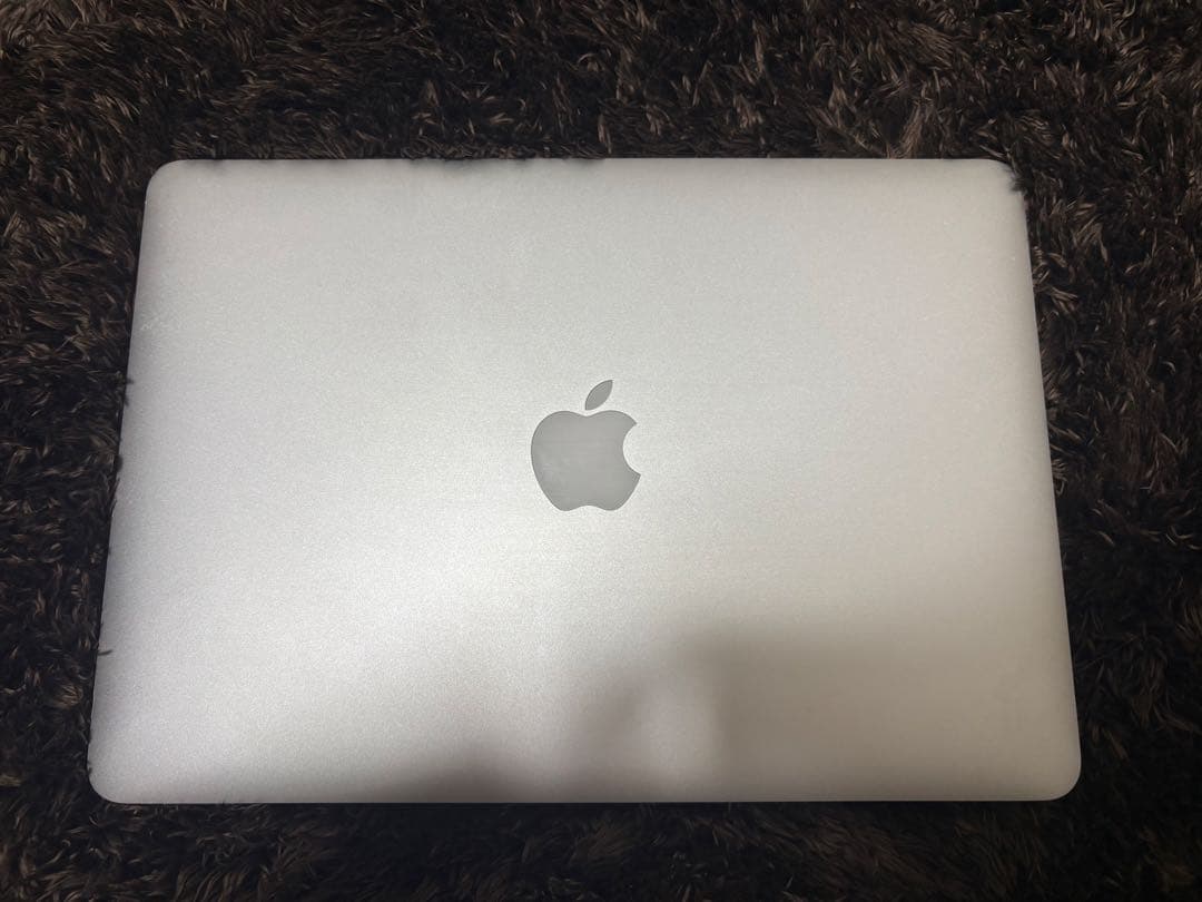 【極美品】MacBook Air 13インチ｜充電111回｜メモリ8GB｜箱付き