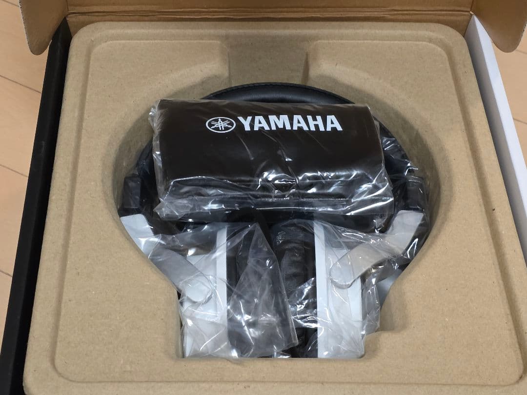 YAMAHA HPH-MT7W　モニターヘッドホン　ホワイト