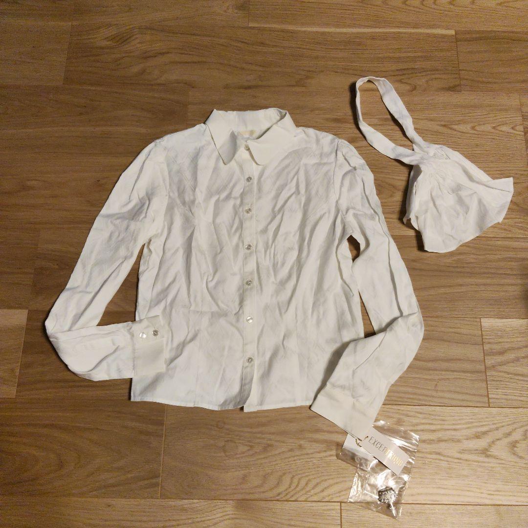 エクサントリーク　ブラウス　白