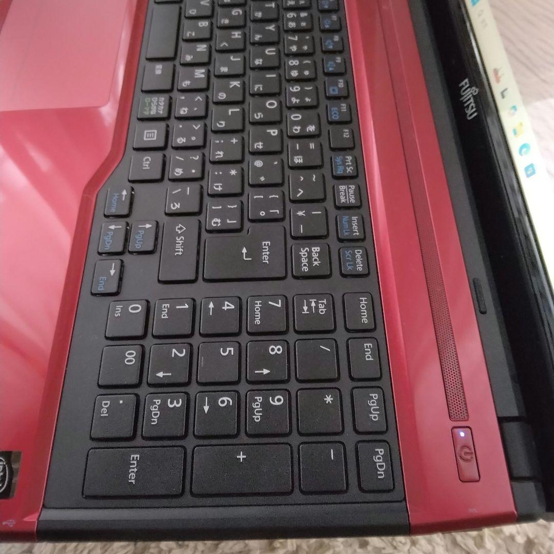 千43 カメラ 美品　メモリ8GB Office ノートパソコン