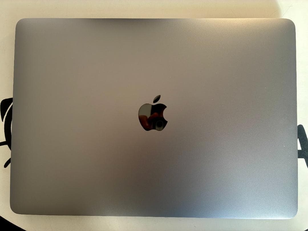 充放電回数32　8GM 256GB　M1 Apple MacBook Air美品