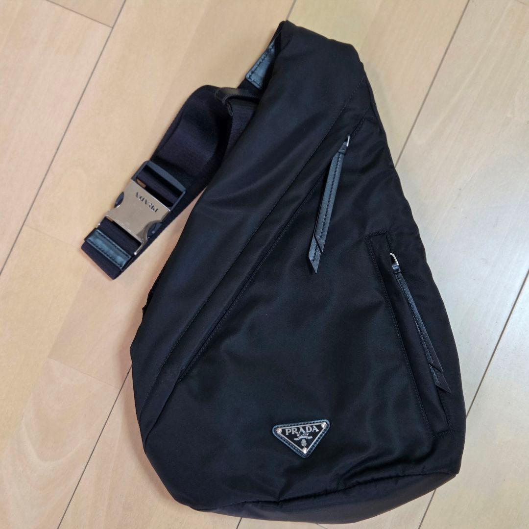 PRADA ショルダーバック 2VZ092 ボディバッグ スリングバッグ