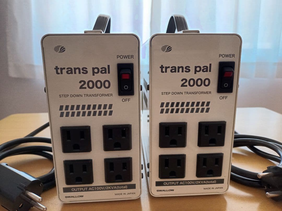 SWALLOW 海外用変圧器 PAL-2000EP