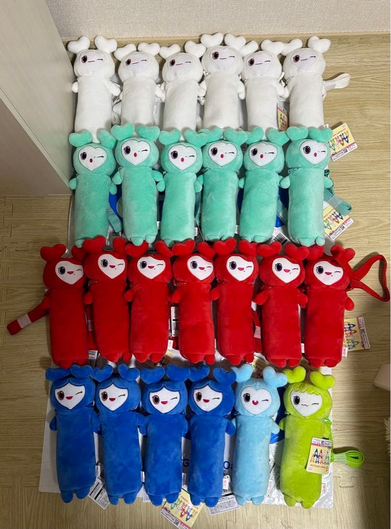 TWICE LOVELYS のびふにゃポーチ　25個セット