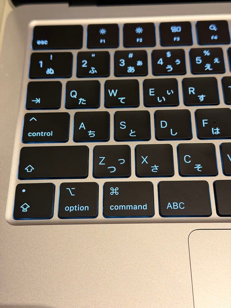 ほぼ新品MacBook Air 2025 M4 32GB JIS