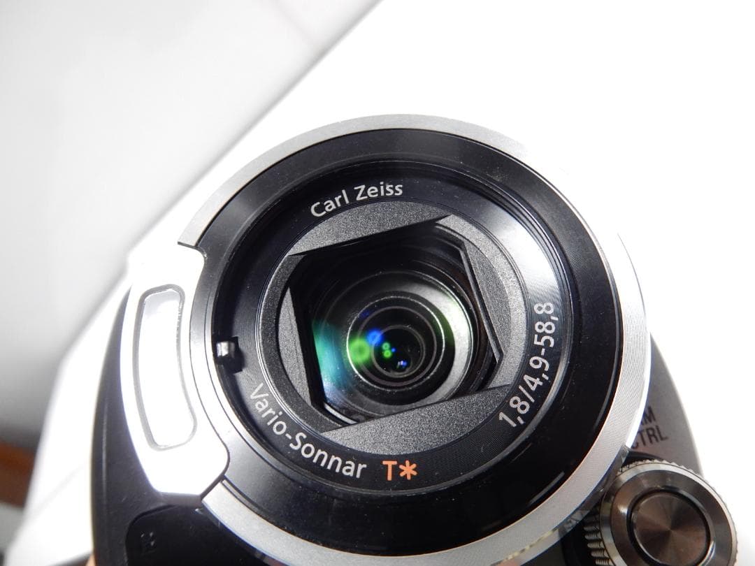 希少　訳有り　動作品　ソニー　SONY HDR-SR11 ビデオカメラ 60GB