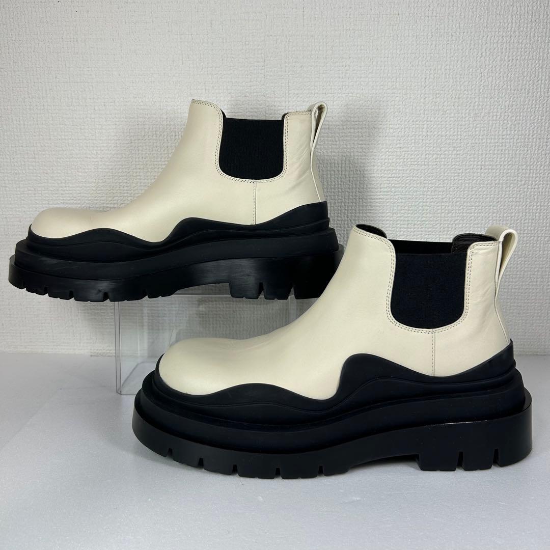 1/31限定価格【箱 保存袋付】BOTTEGA VENETA サイドゴア タイヤ