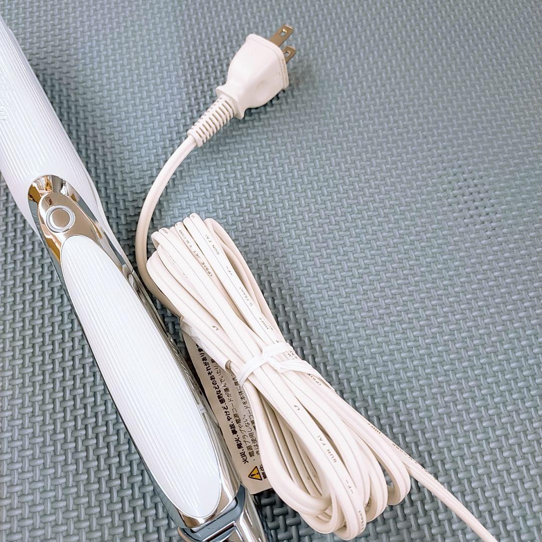 ほぼ未使用✨️2024年 最新　Refa リファ ビューテック ストレート プロ