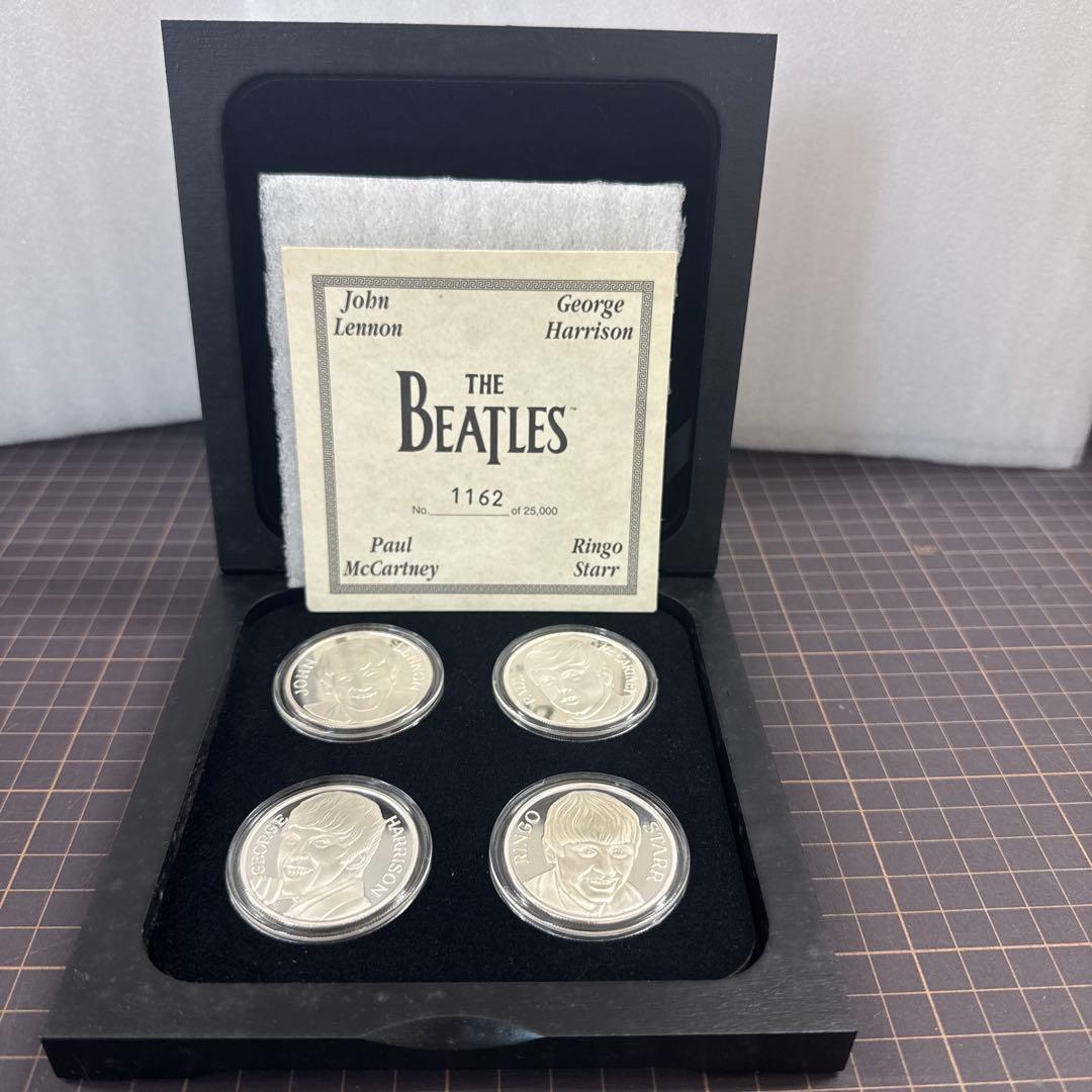 【限定品】THE BEATLES リミテッドエディション 記念硬貨セット