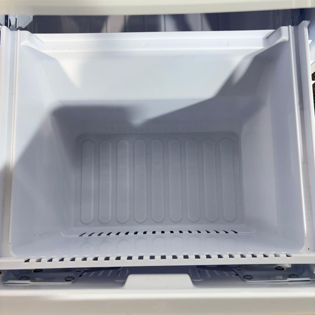 SHARP 冷蔵庫 SJ-D14F-W 137L 2020年製 家電 A056