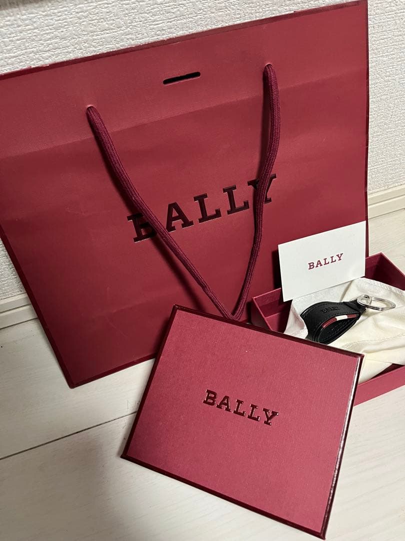 【新品未使用】BALLY ブラックレザー キーホルダー