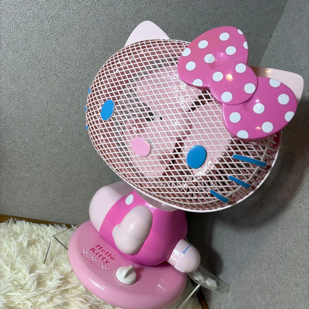 【新品未使用】 サンリオ ハローキティ パーソナル扇風機 水玉 リボン ピンク