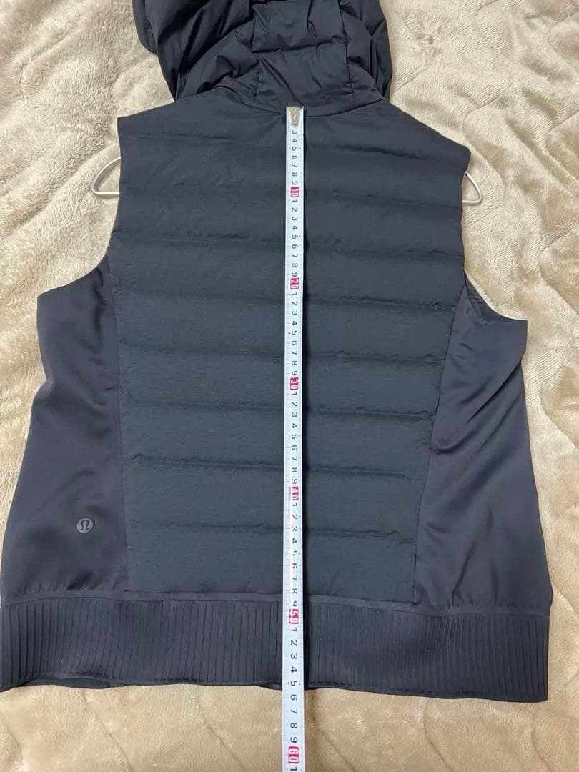 LuLuemon Down and Around ベスト ブラック サイズ8