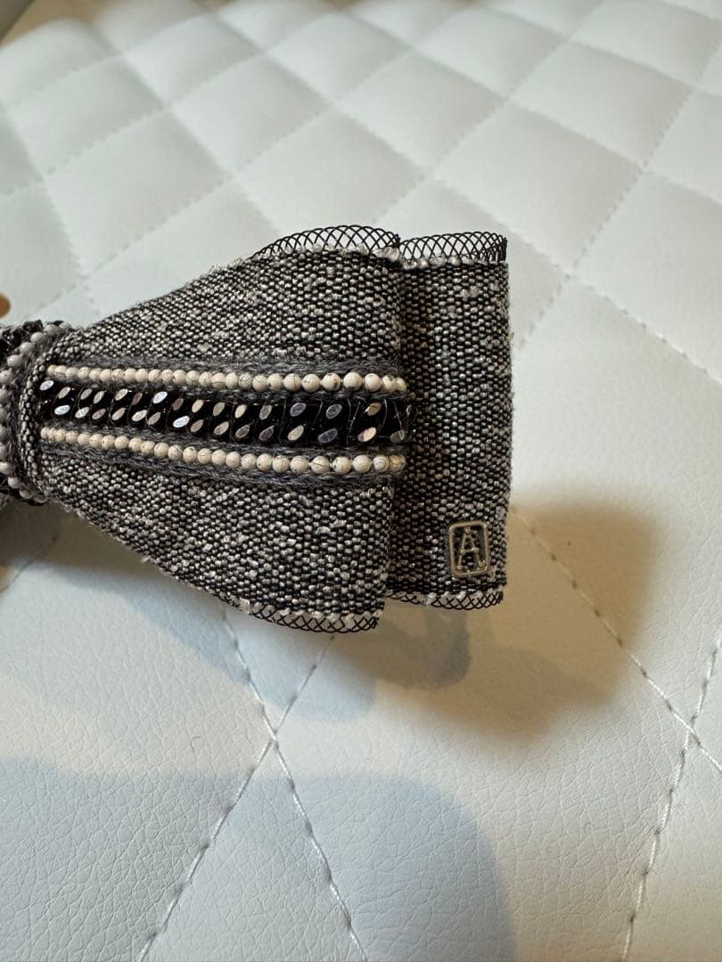 アレクサンドルドゥパリヘアバレッタ　ビジュー×レース×モノトーンデザイン