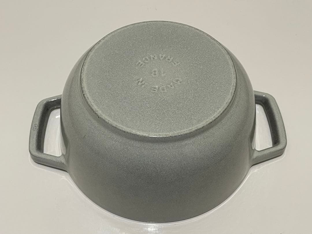 ストウブ　ワナベM(18cm) カンパーニュ