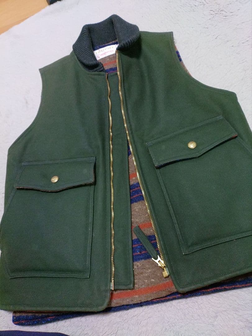 トップス TROPHY CLOTHING oiled duck storm vest