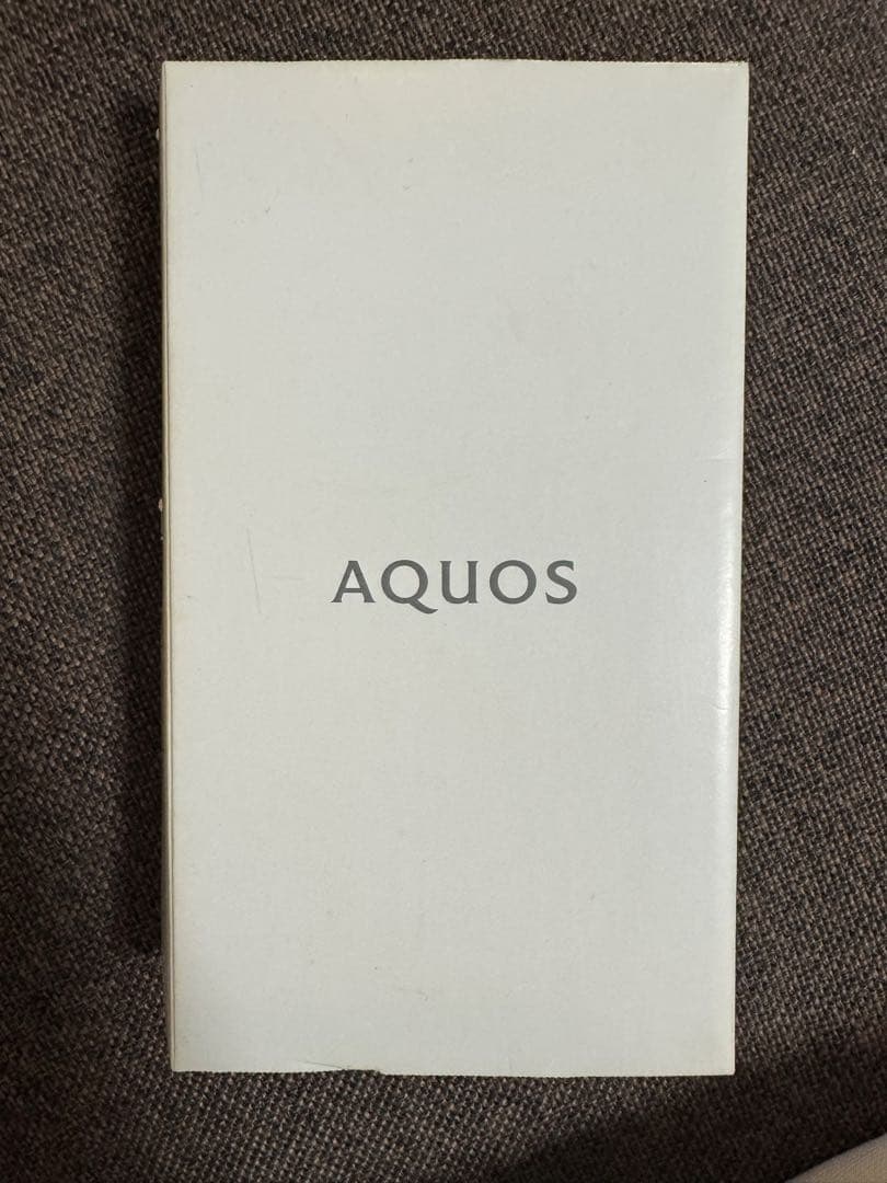 AQUOS スマホ本体 マットグリーン