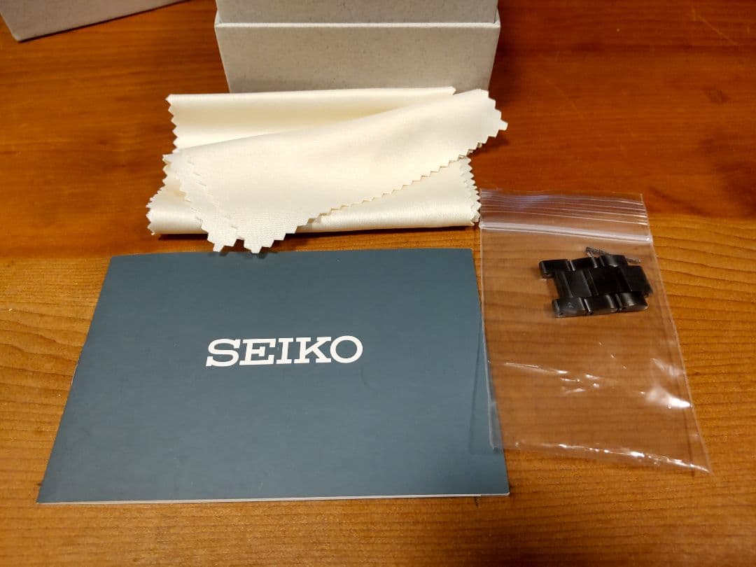 SEIKO ソーラー SBPY169 10気圧防水