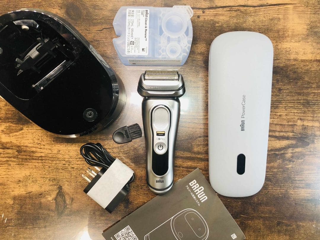 【美品】BRAUN（ブラウン）シリーズ9 Pro 9477cc メンズシェーバー