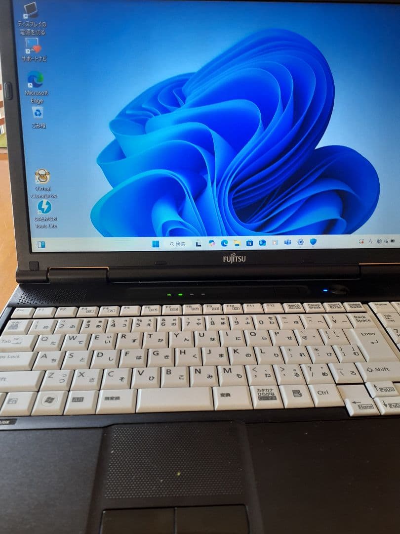 Windowsノート本体 Fujitsu Lifebook Windows 11