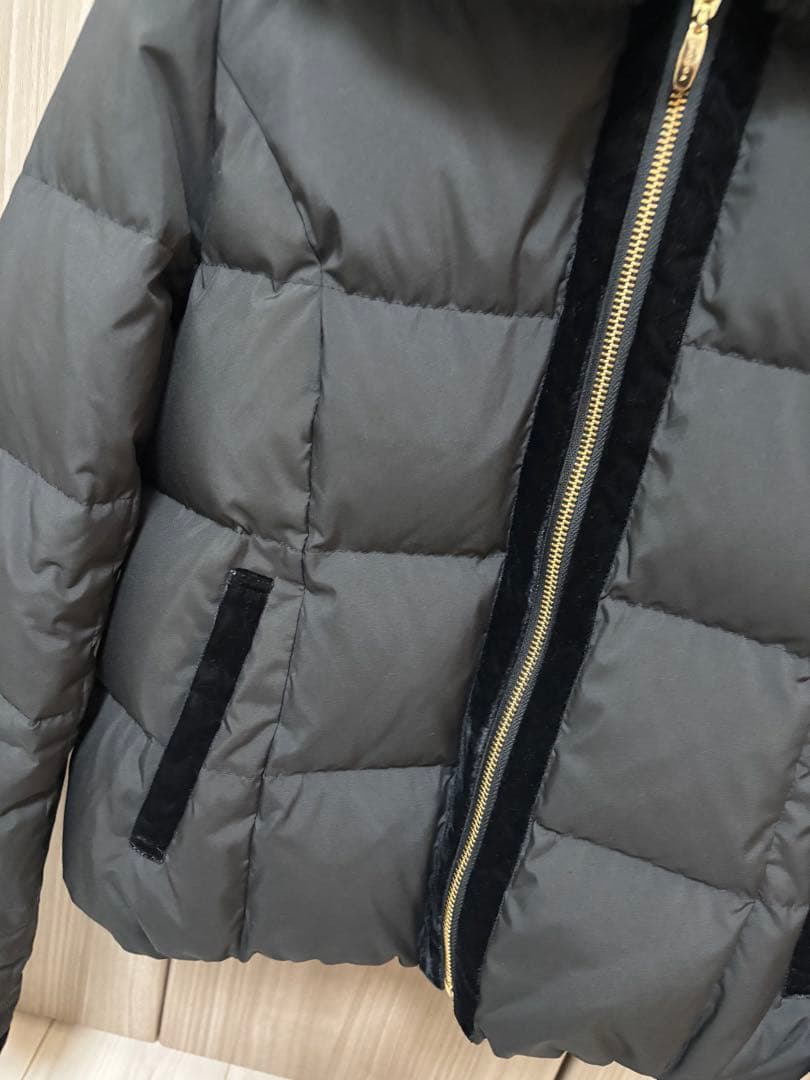 【超美品】★今年発売★数回着用のみ！TOCCAファー付きダウン/黒