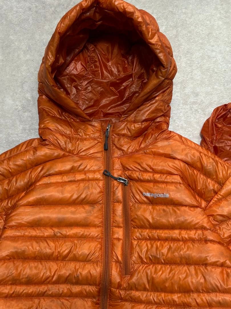希少 極美品 パタゴニア ウルトラライトダウン フーディ S オレンジ