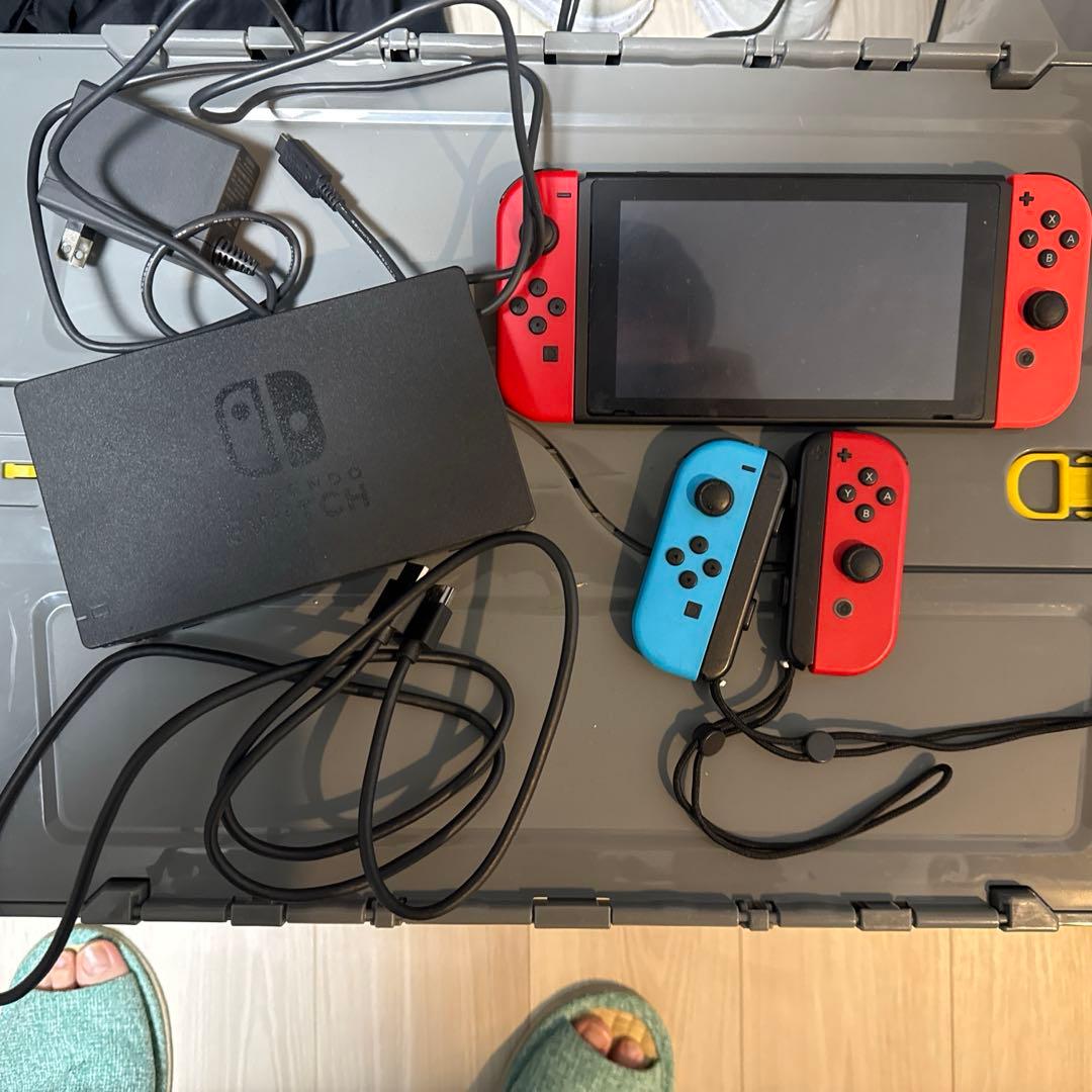 Nintendo Switch 本体　コントローラー