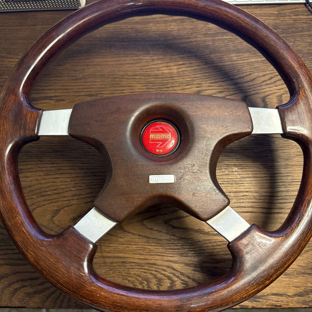 momo ステアリングホイール 木製