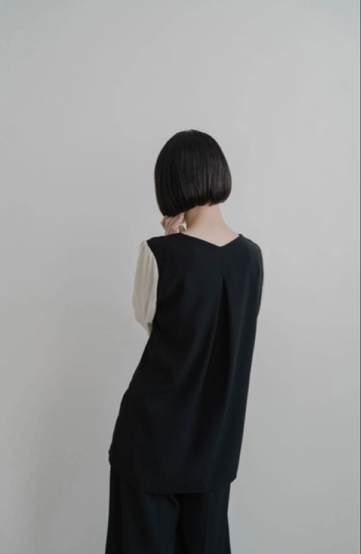 iCONOLOGY 花を着るブラウス 白木蓮　完売品 イコノロジー