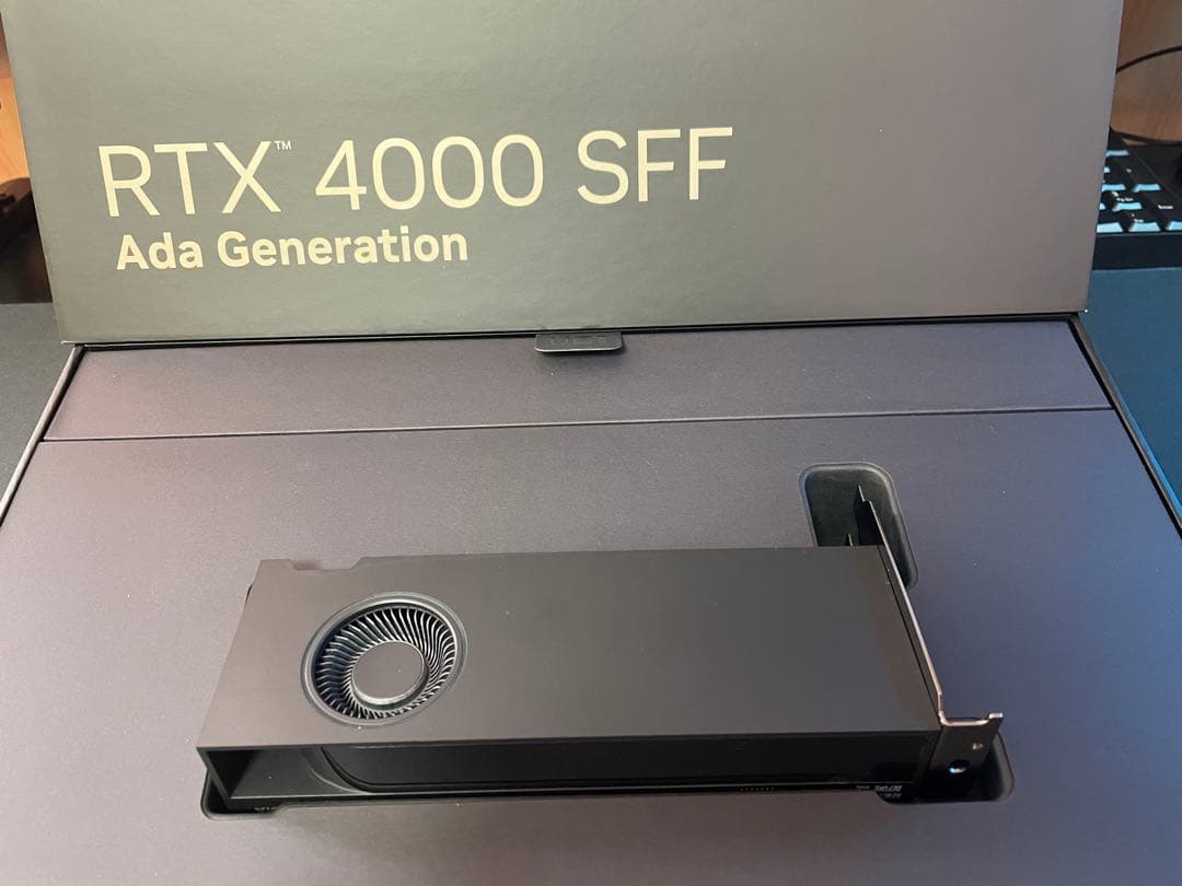 【未使用品】RTX 4000 SFF Ada Generation グラボ