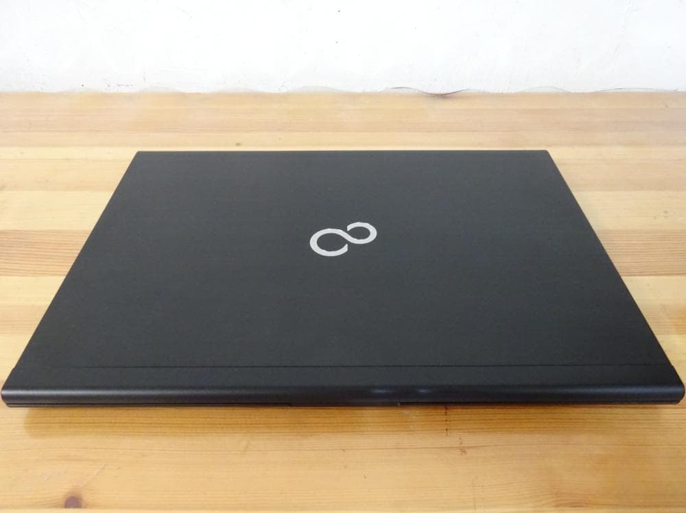 富士通 ノートパソコン LIFEBOOK UH55/M/中古特価良品