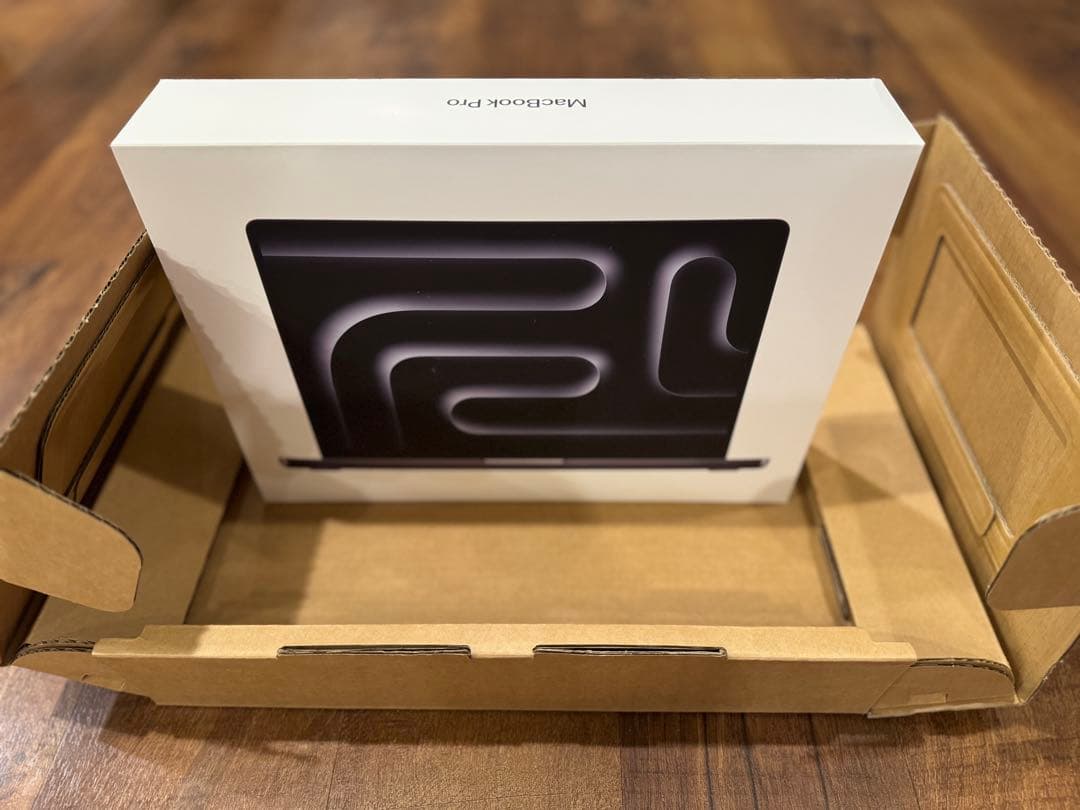 新品未開封14インチMacBook proM524GB1TB