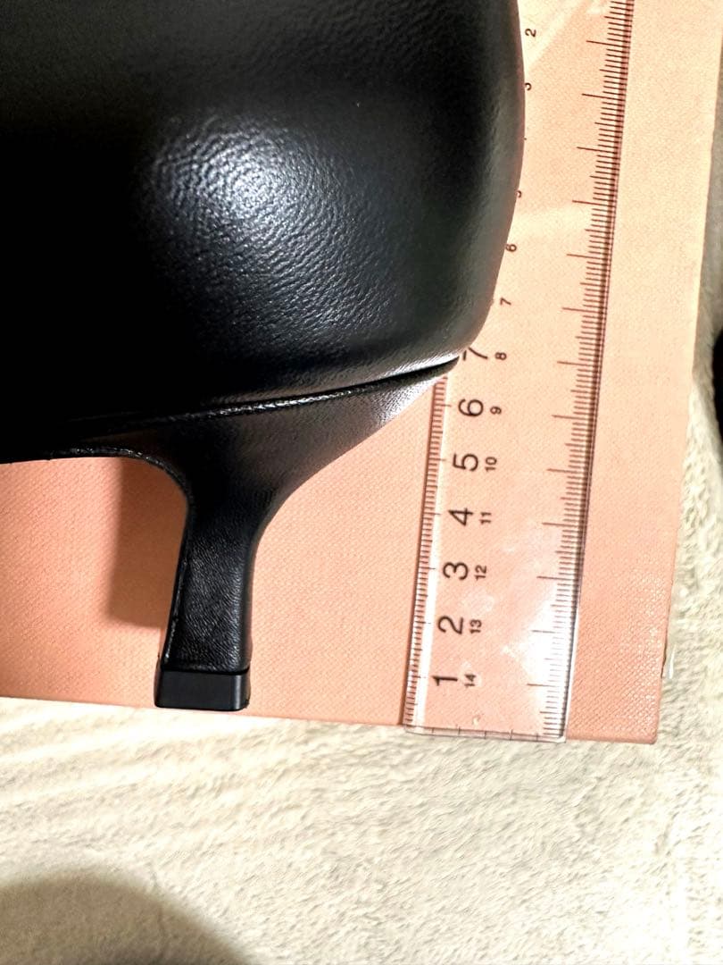 ★新品★ FABIO RUSCONI ポインテッドトゥパンプス　37 黒 レザー