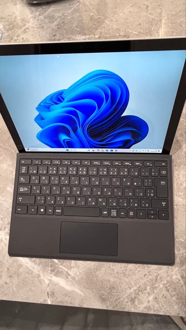 【最終値下】Surface Pro7 i5/8GB/128GB