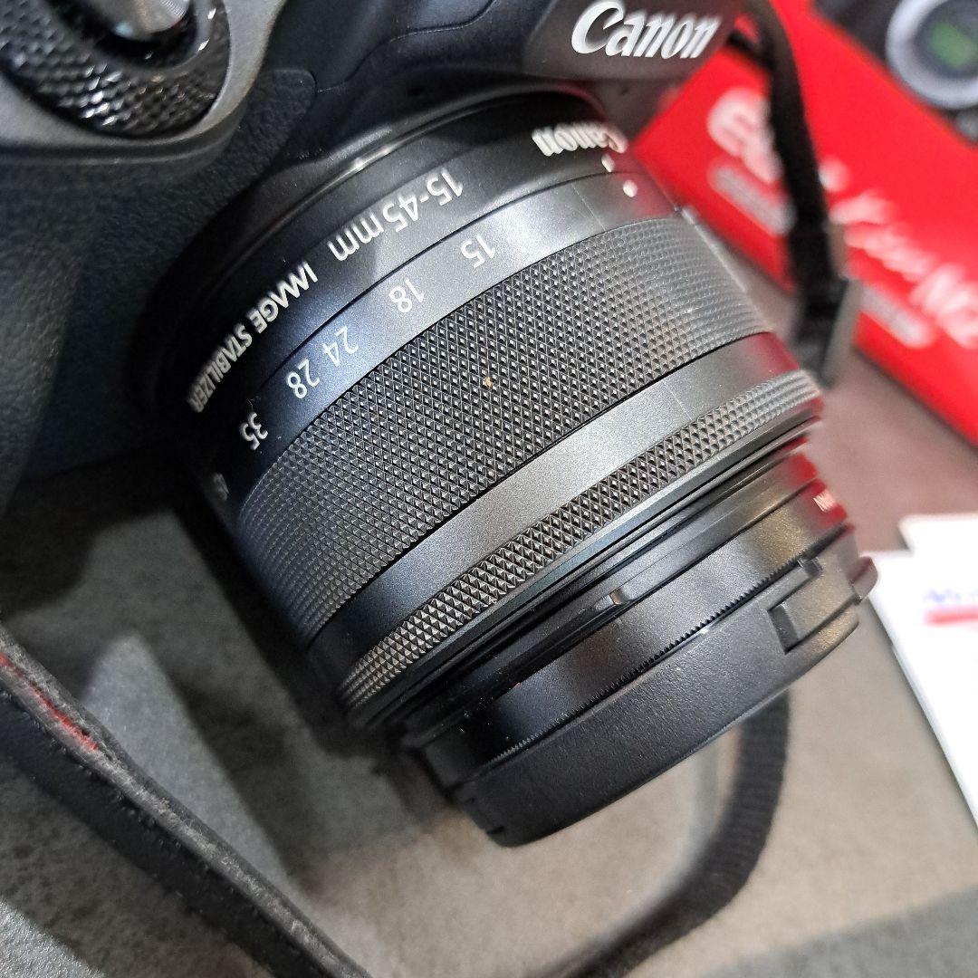 デジタルカメラ CanonKissM2