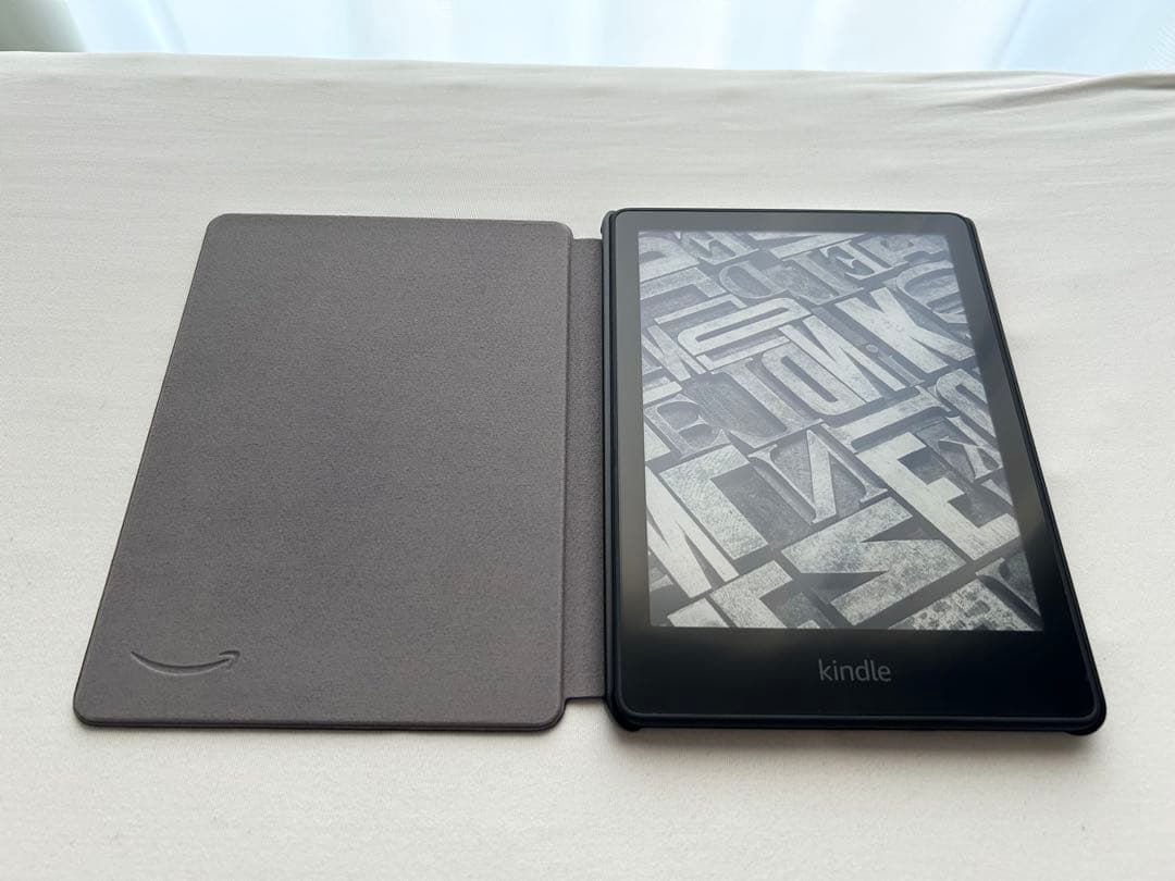 Kindle Paperwhite 第11世代黒 16GB カバー、フィルム付