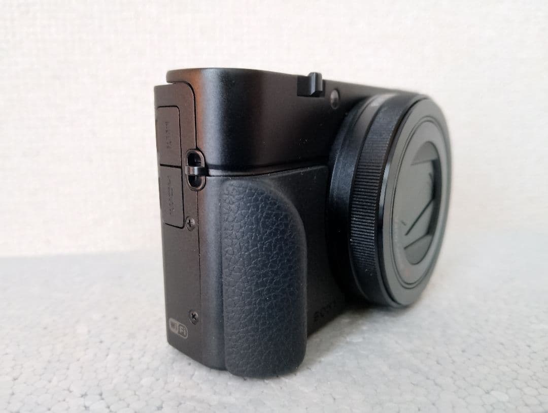 【本日限定特価】 SONY RX100 M3 コンパクトデジタルカメラ