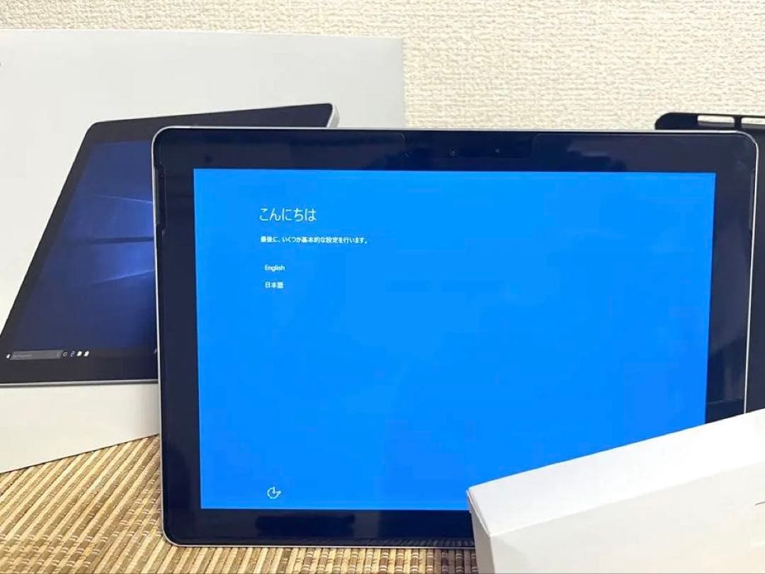 surface Go 初期化済み‼️ブルーライトカットフィルム&充電器付き‼️