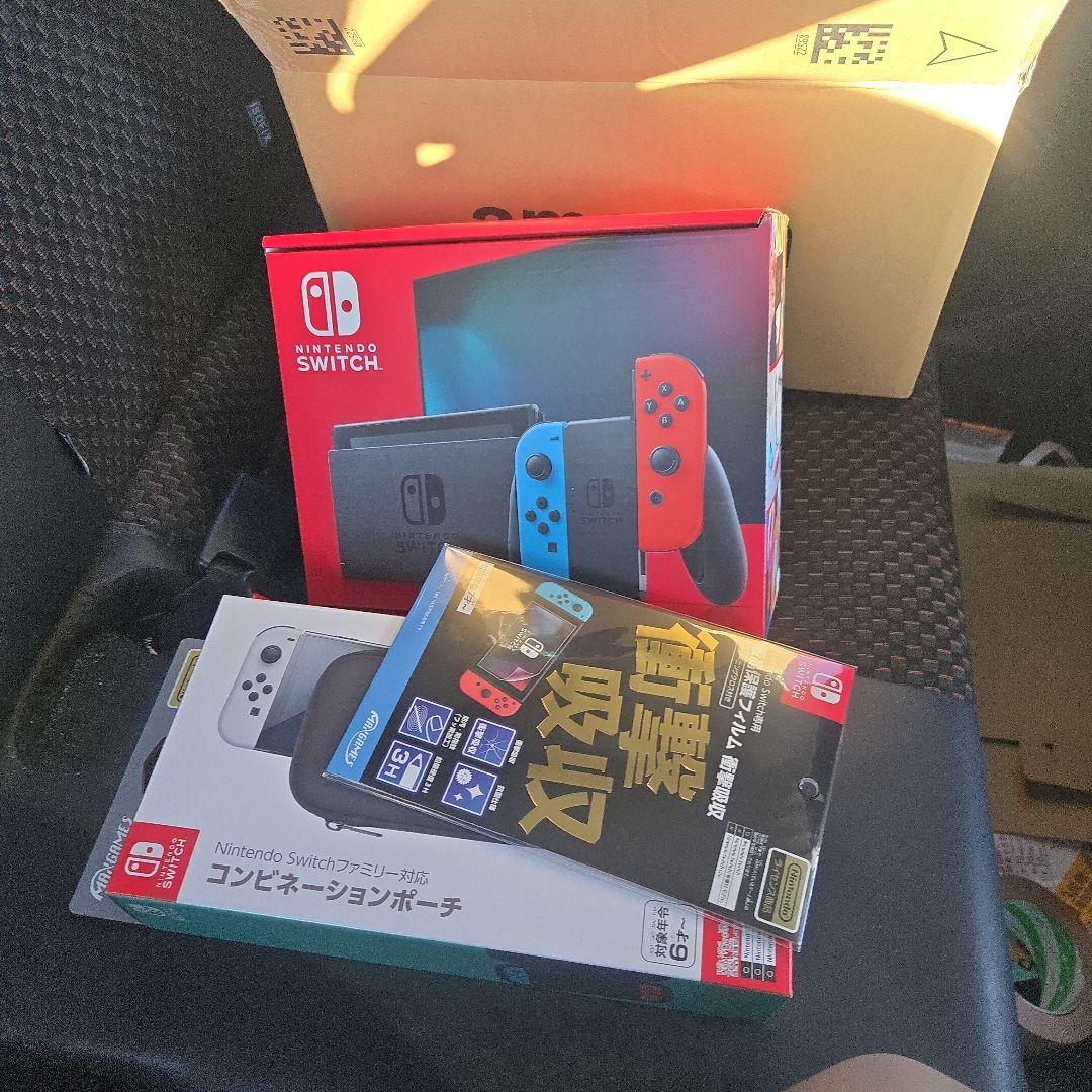 k*2様 Nintendo Switch ネオンレッド/ブルー 本体