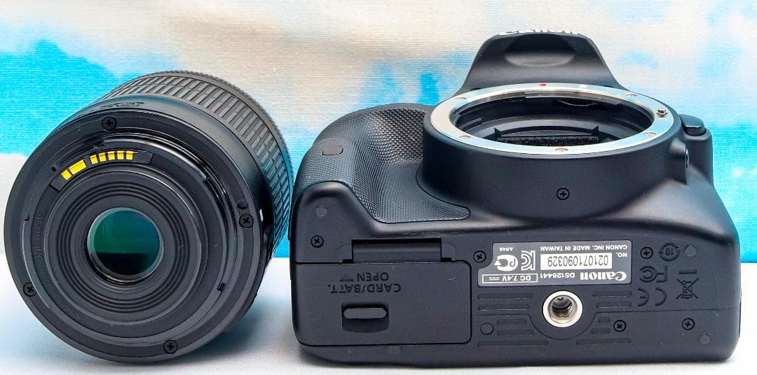 美品 Canon kiss x7⭐️超小型一眼レフ⭐️動画撮影可⭐️スマホに転送