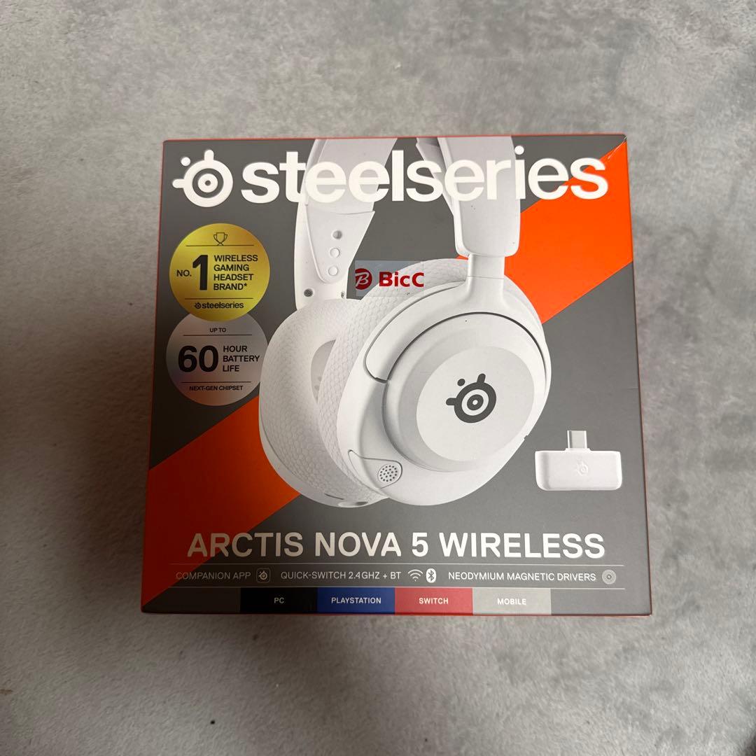 SteelSeries Arctis Nova 5 Wireless ホワイト