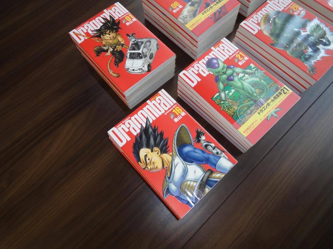 鳥山明氏三回忌ますます貴重愛蔵版ドラゴンボール完全版全巻セット1-34巻初版多数