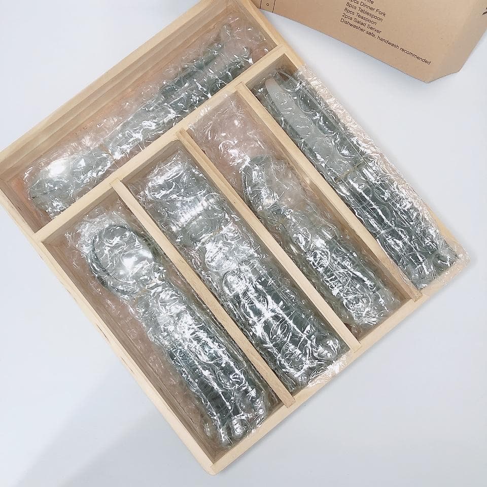 CJ0.3 LAGUIOLE ラギオール（ライヨール） カトラリー 34本セット