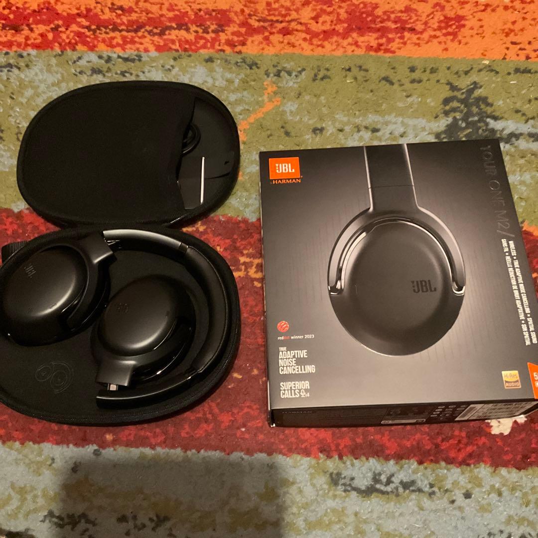 JBL TOUR ONE M2 ワイヤレスヘッドホン 中古