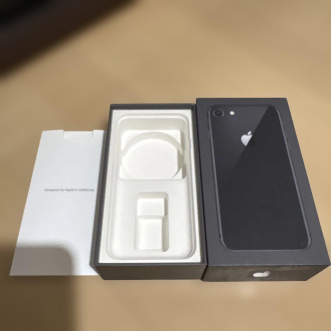 ■箱あり｜SIMフリー■ iPhone8 ブラック 64G