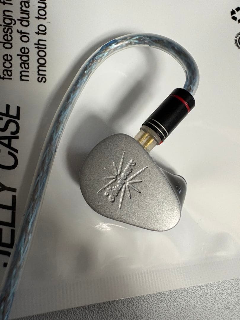 LINSOUL Kiwi Ears Quintetハイブリッド型 有線イヤホン