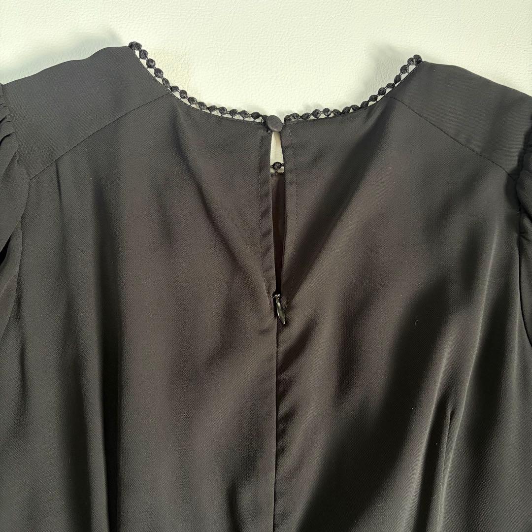 美品✨Herlipto Social Lace Trimmed Dress M