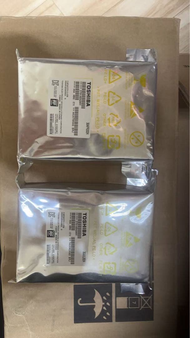 TOSHIBA HDD. 2TB. 2台