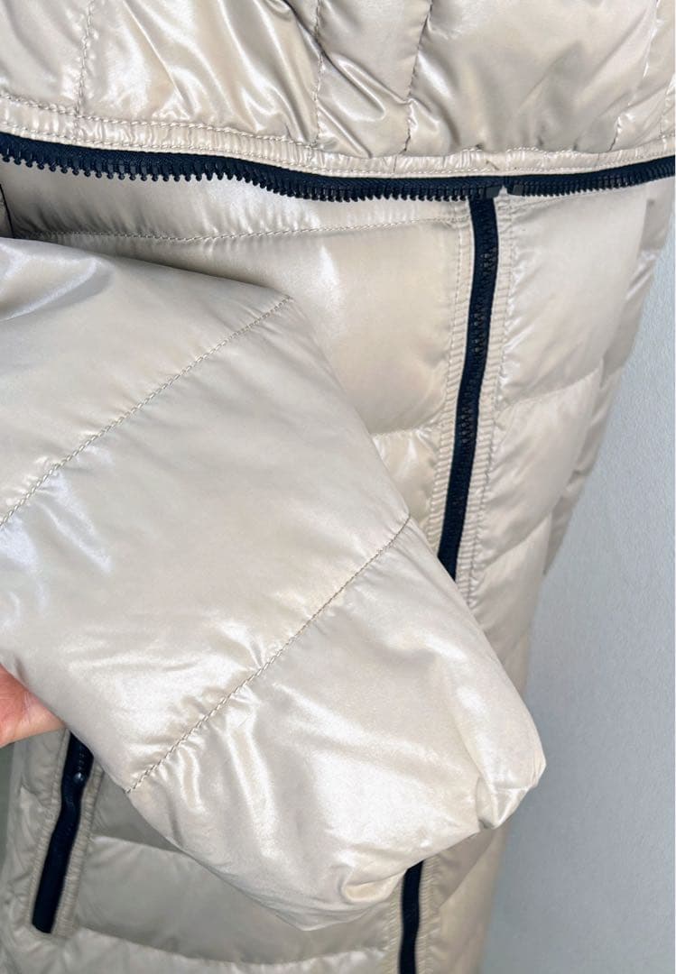 DUVETICA ACE ロングダウンコート40 ベージュ×ネイビー